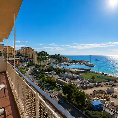 Waterfront Lux •3br •sea View •sauna • By Tilo شقة