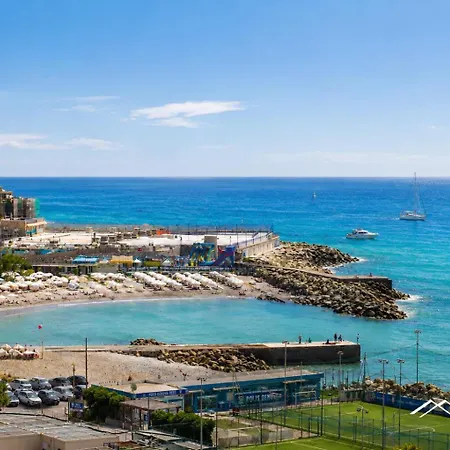 Waterfront Lux •3br •sea View •sauna • By Tilo جنوة