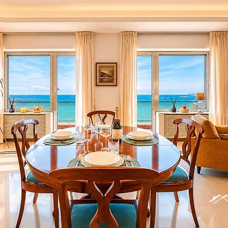 Διαμέρισμα Waterfront Lux •3br •sea View •sauna • By Tilo *