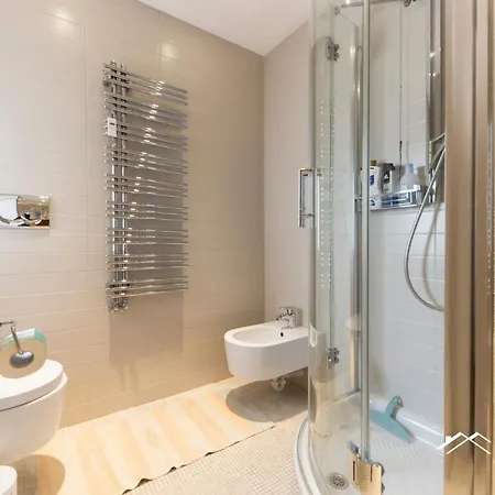 Waterfront Lux •3br •sea View •sauna • By Tilo
