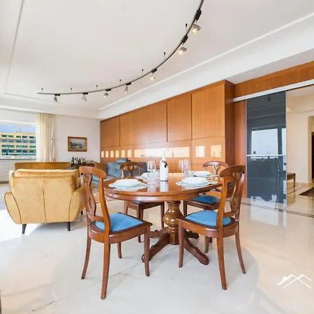 شقة Waterfront Lux •3br •sea View •sauna • By Tilo