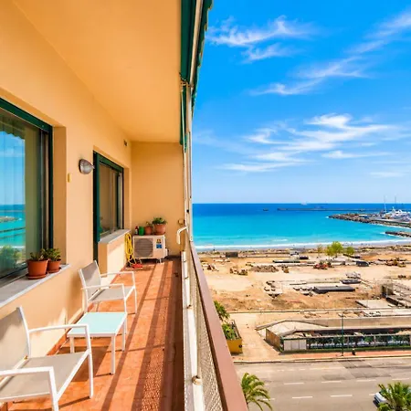 Waterfront Lux •3br •sea View •sauna • By Tilo شقة