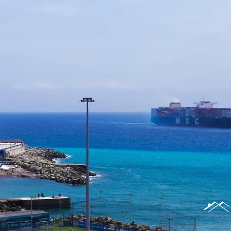 شقة Waterfront Lux •3br •sea View •sauna • By Tilo جنوة